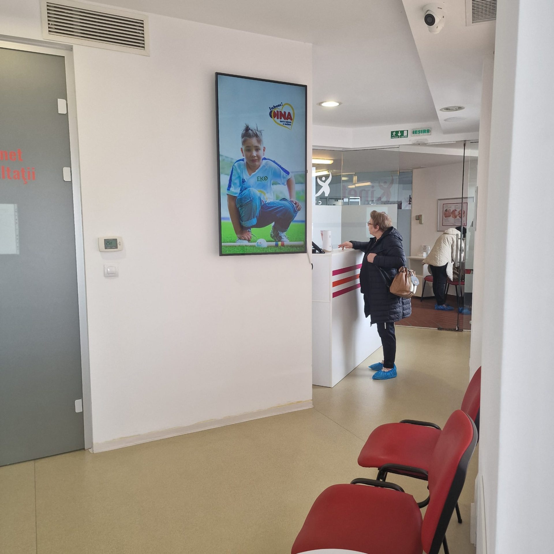 Agenție de Publicitate EkoGroup - Rețea Digitală Indoor: 3 Motive pentru care Publicitatea Indoor este Mai Eficientă Decât Outdoor 2 Agenție de Publicitate EkoGroup – Rețea Digitală Indoor: 3 Motive pentru care Publicitatea Indoor este Mai Eficientă Decât Outdoor